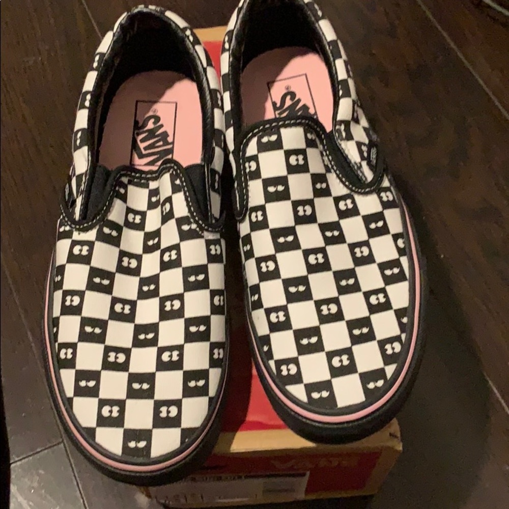 Lazy Oaf x Vans slides